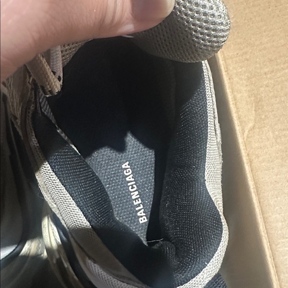 Authentic Balenciaga Triple S Sneakers - Picture 15 of 16